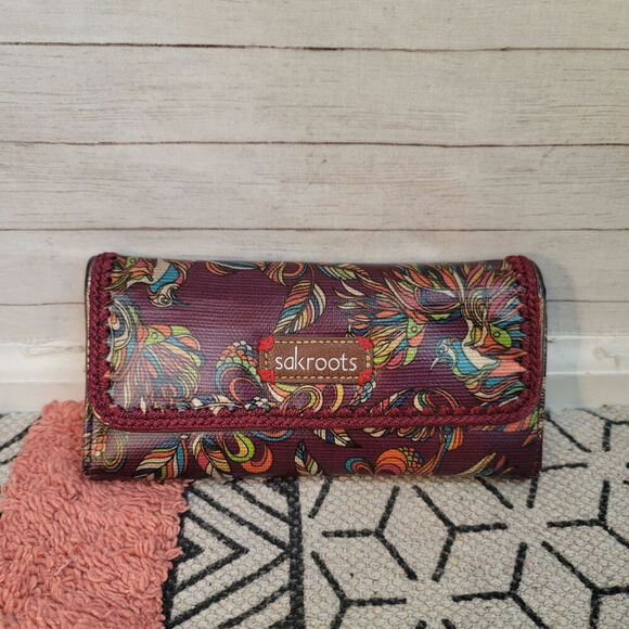 SAKROOTS WALLET COATED LEATHER WALLET IN MULBERRY TREEHOUSE - Picture 1 of 12